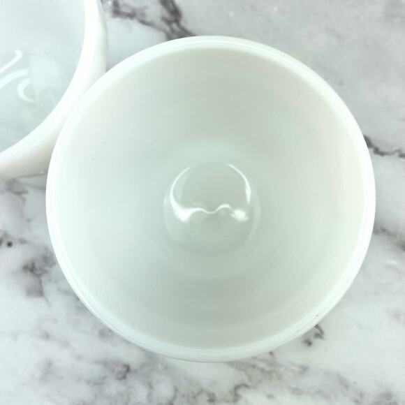 Vtg Anchor Hocking Milk Glass Grape Leaf Retro Mid Century Desert Cups Set of 2 - Picture 7 of 12